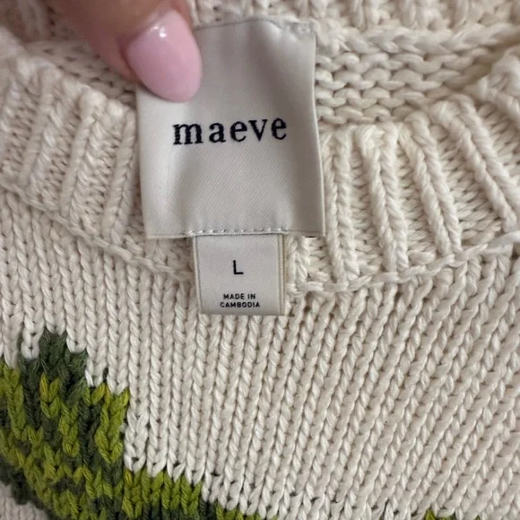 Anthropologie Maeve Short-Sleeve Tomato Motif
Graphic Sweater - size Large - Picture 5 of 8